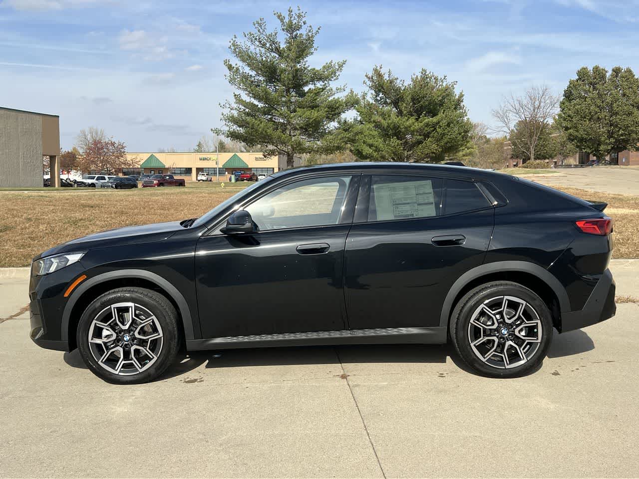 2025 BMW X2 xDrive28i 3