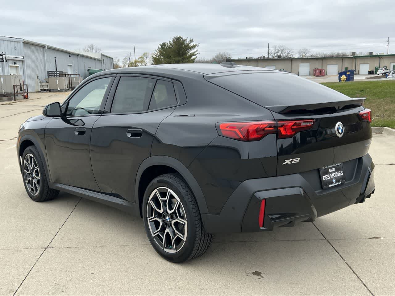 2025 BMW X2 xDrive28i 4