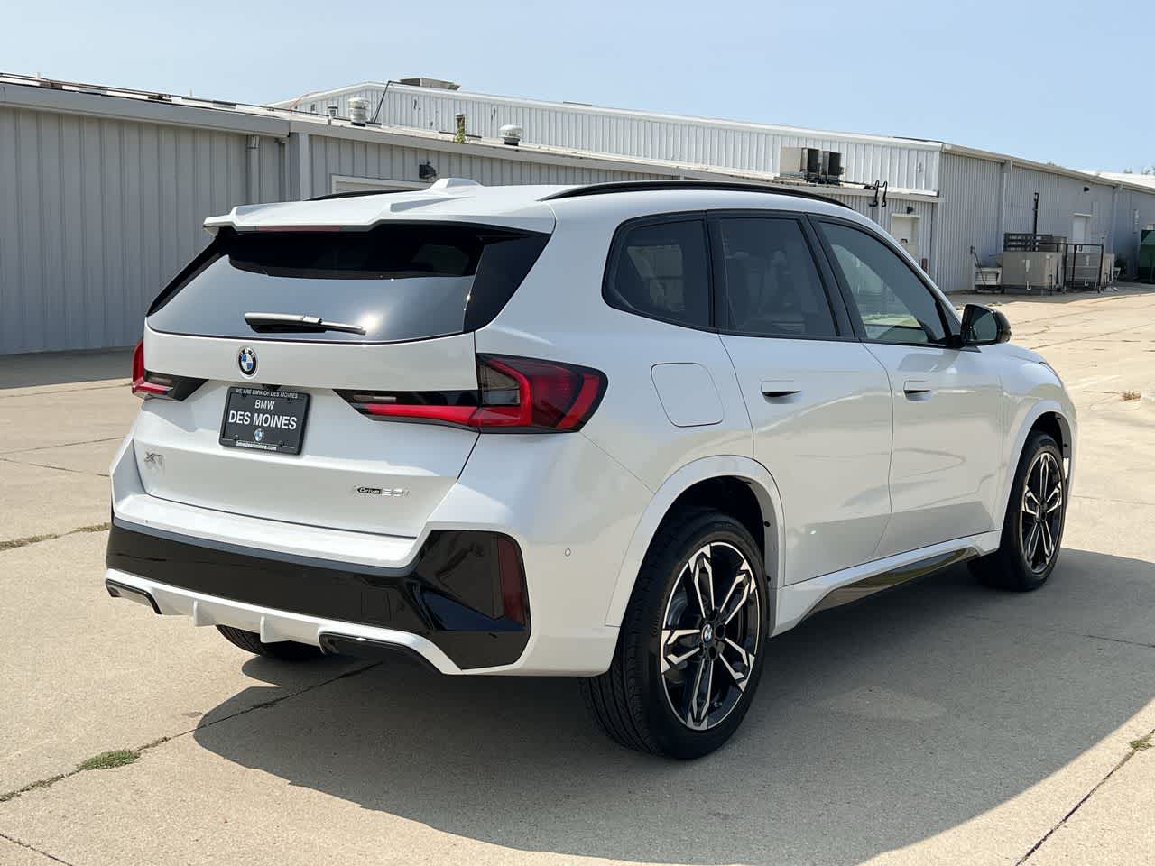 2025 BMW X1 xDrive28i 6