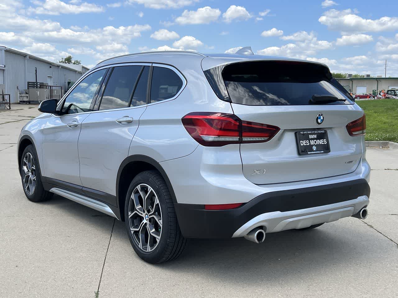 2021 BMW X1 xDrive28i 4