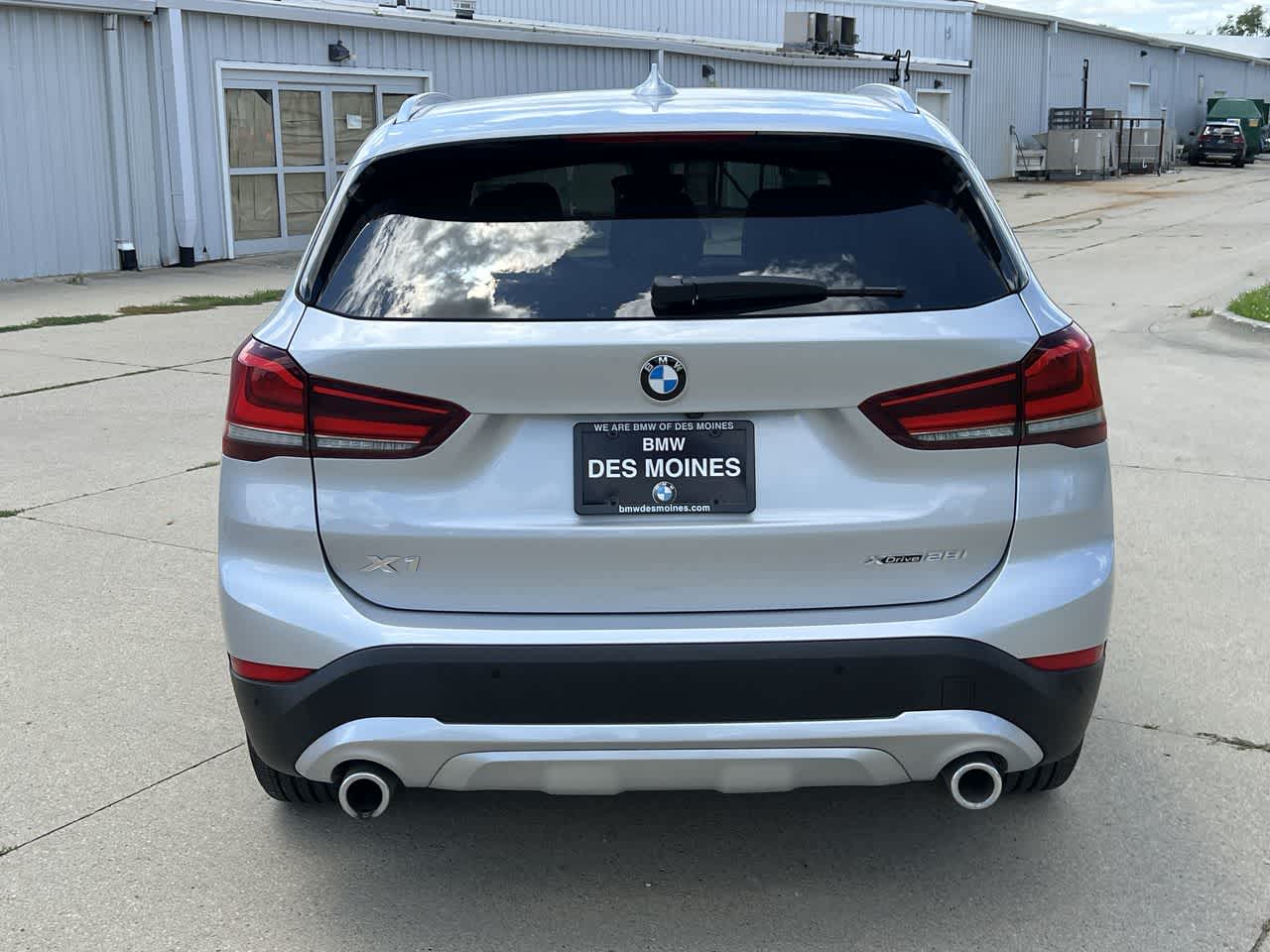 2021 BMW X1 xDrive28i 5