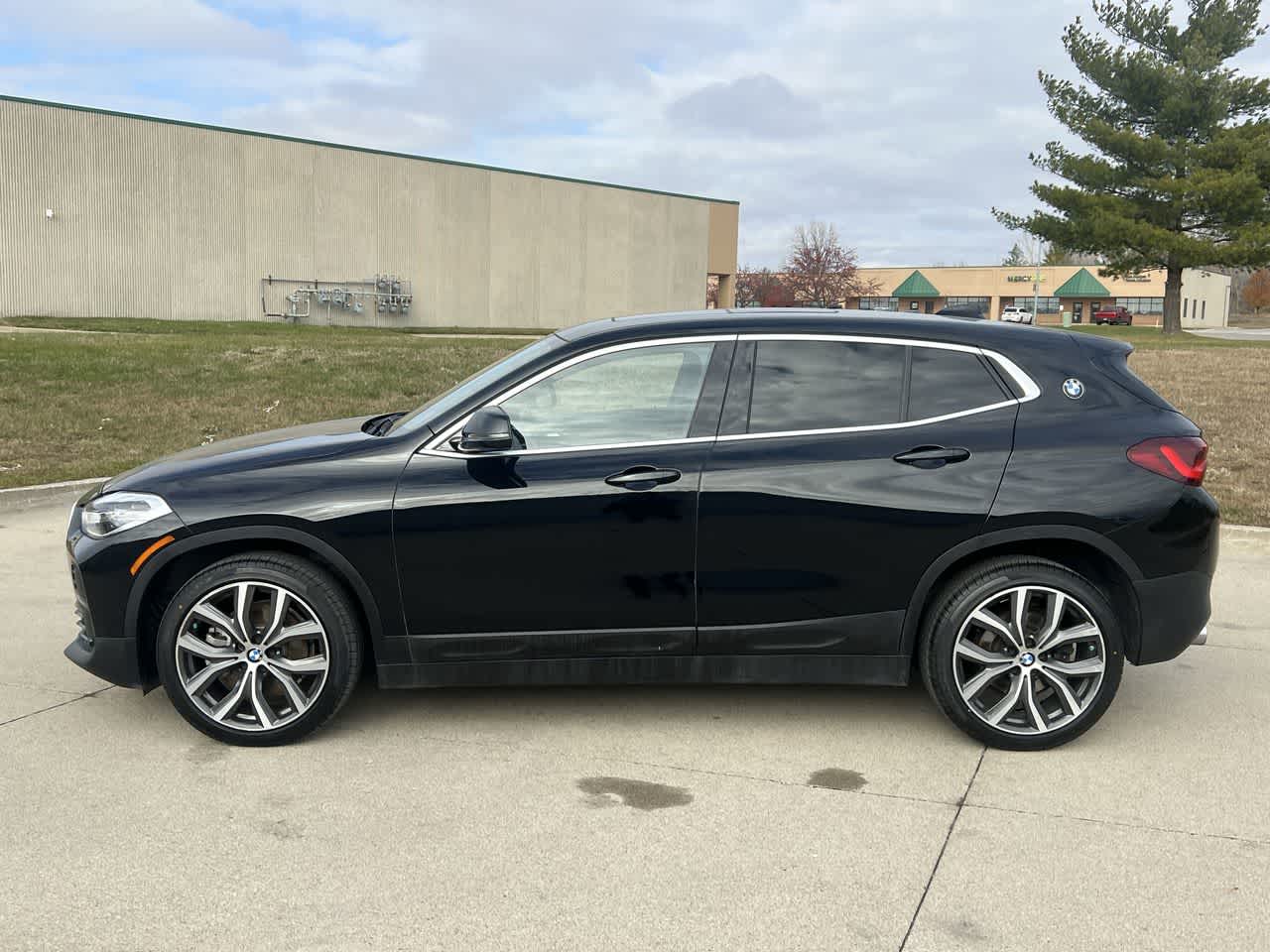 2022 BMW X2 xDrive28i 3