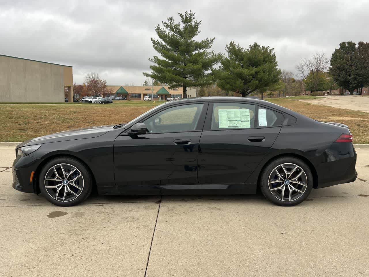 2025 BMW i5 xDrive40 3