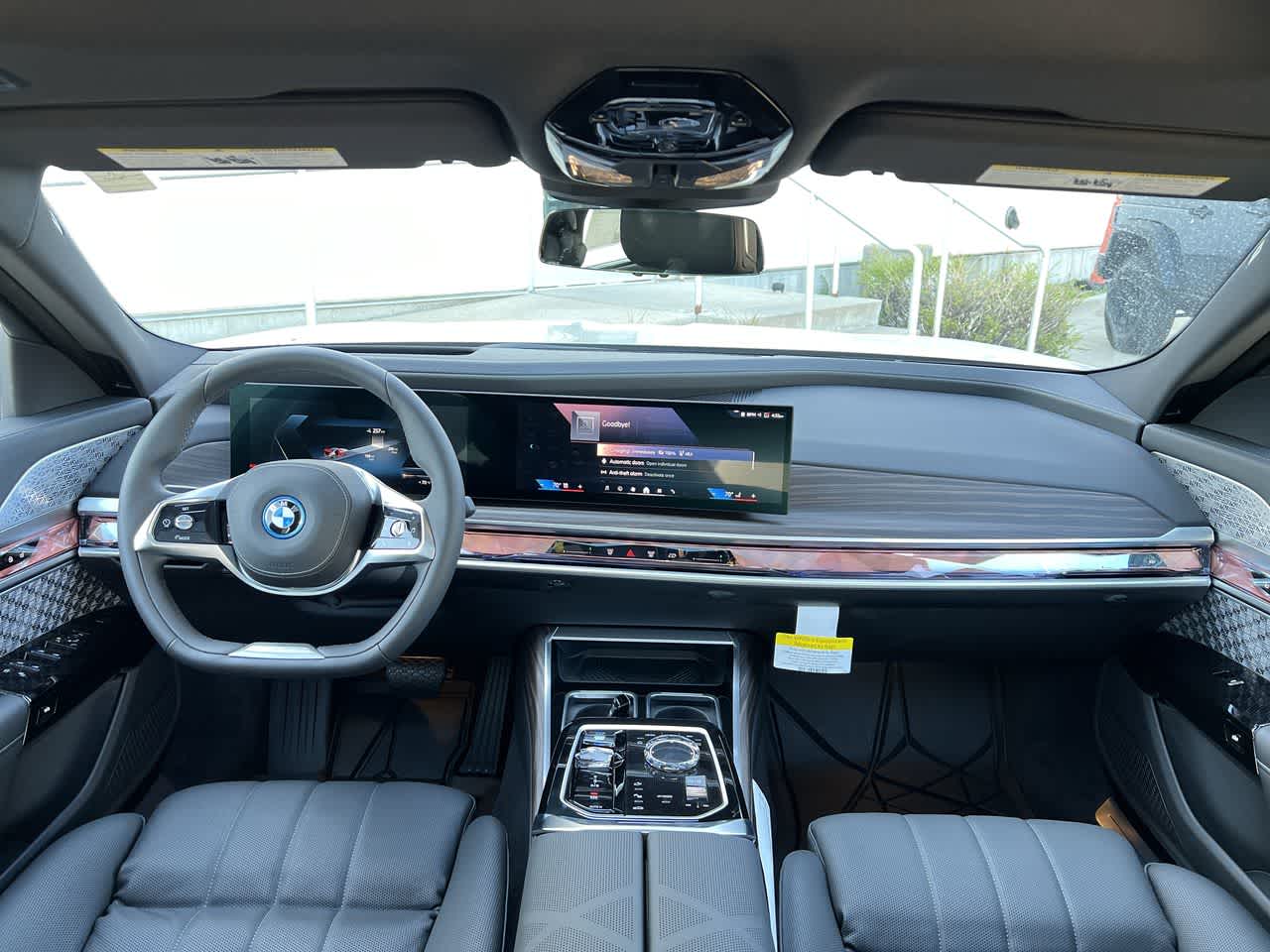 2024 BMW i7 eDrive50 13