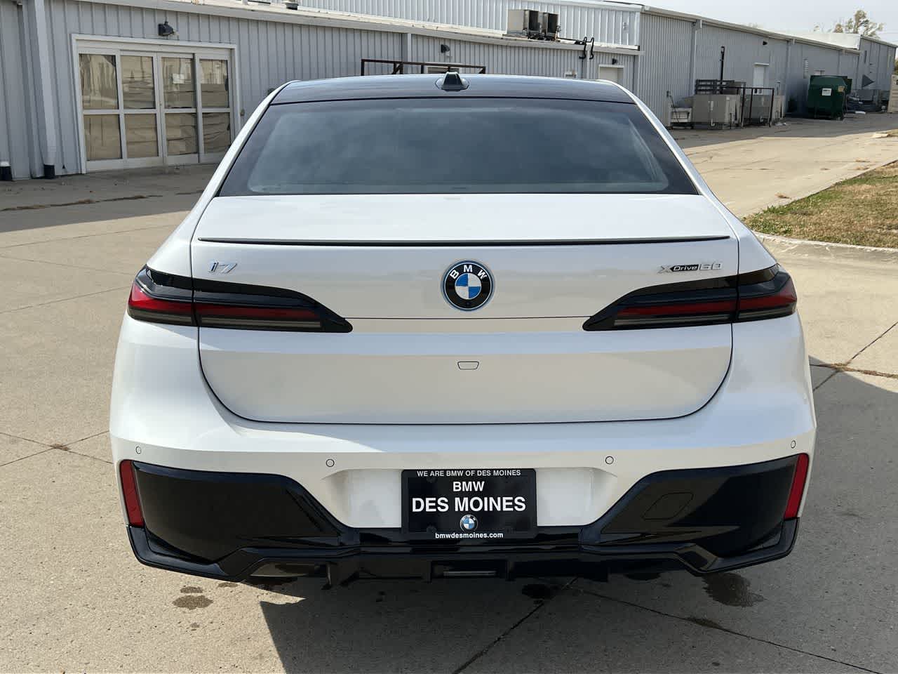 2024 BMW i7 xDrive60 5