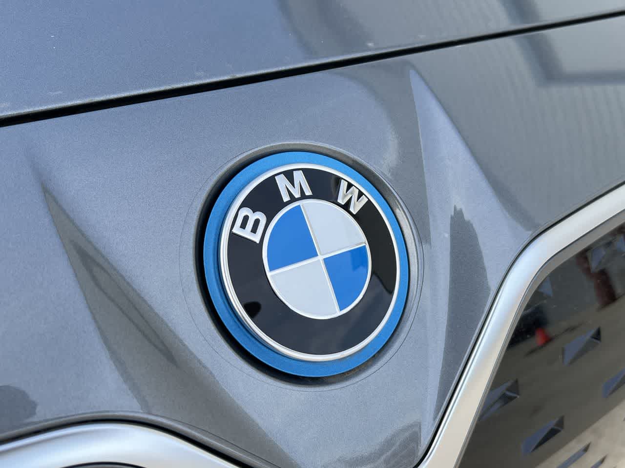 2024 BMW i4 xDrive40 10
