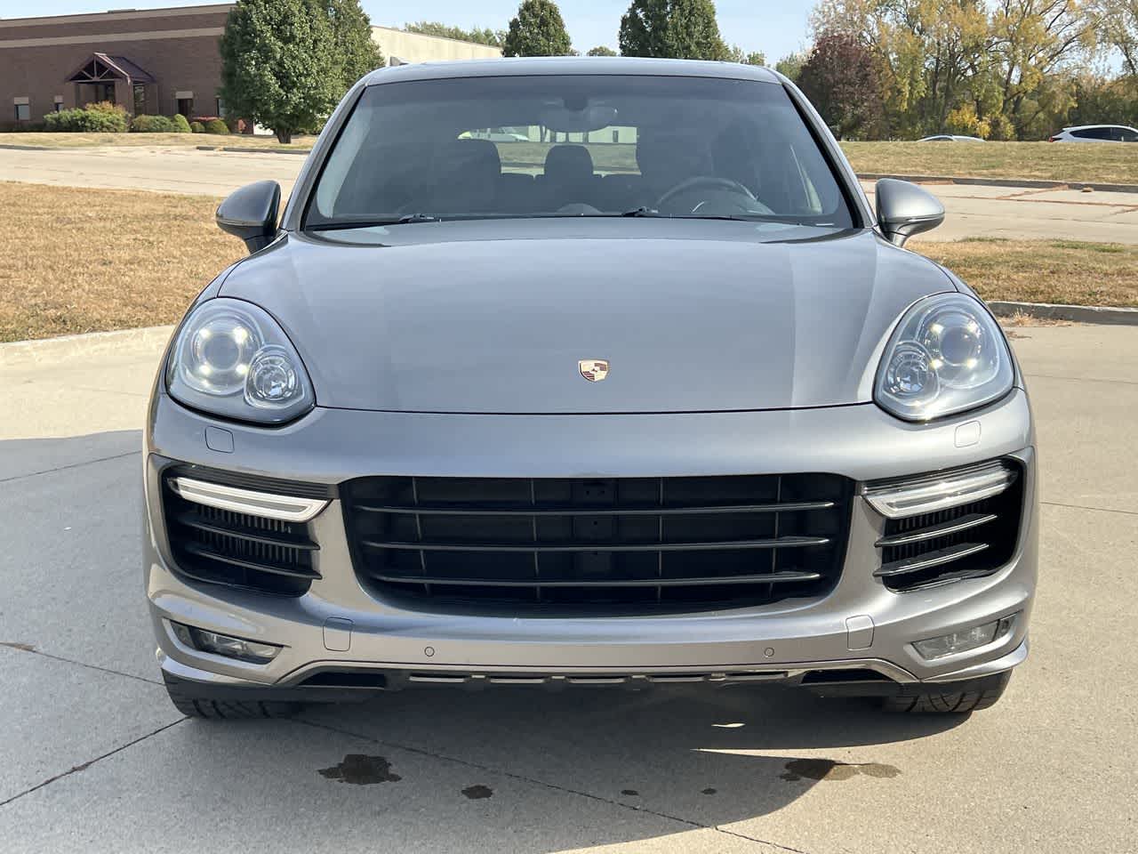 2016 Porsche Cayenne GTS 9