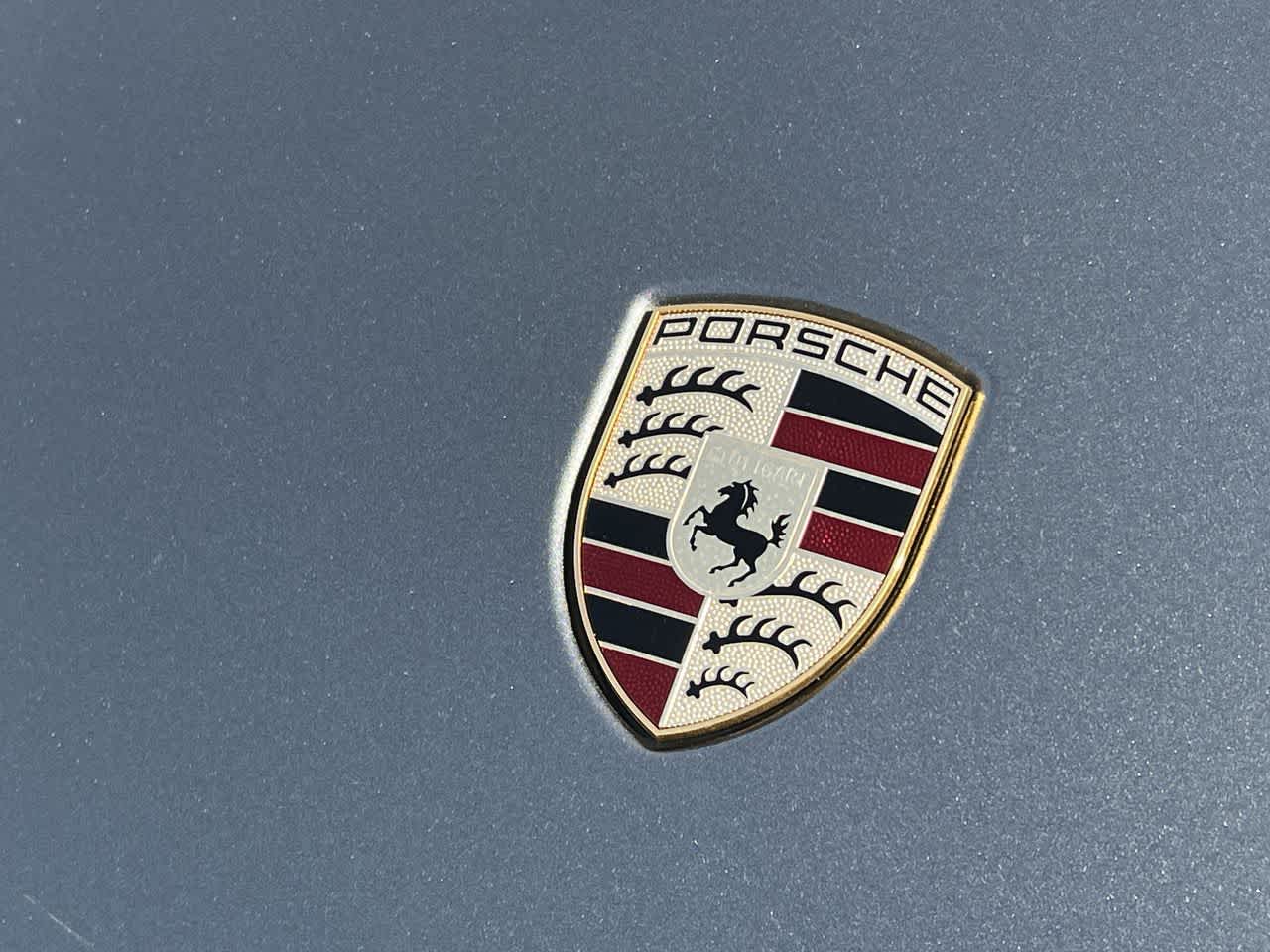 2016 Porsche Cayenne GTS 11