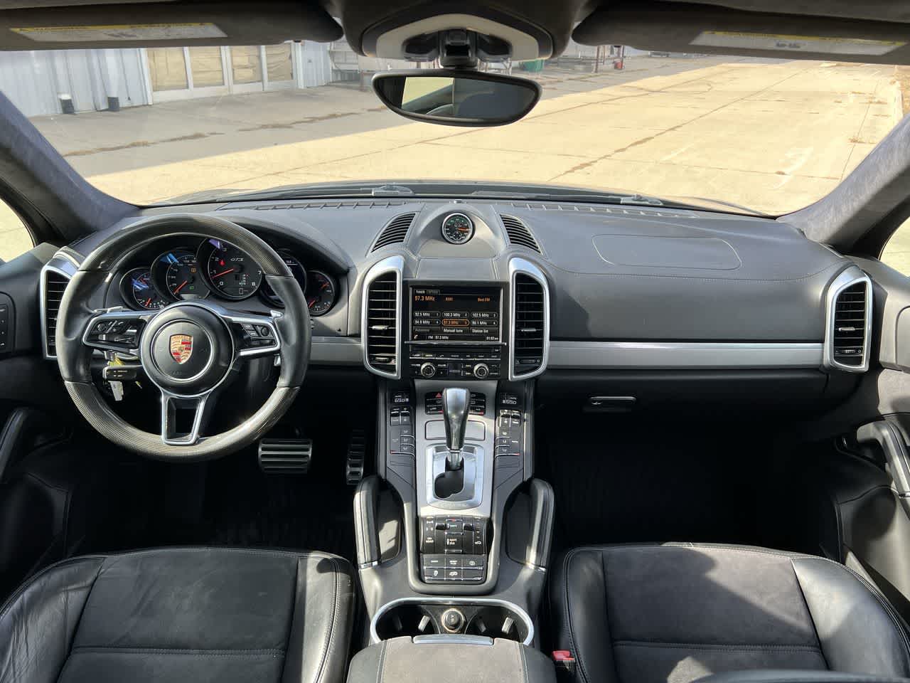 2016 Porsche Cayenne GTS 15