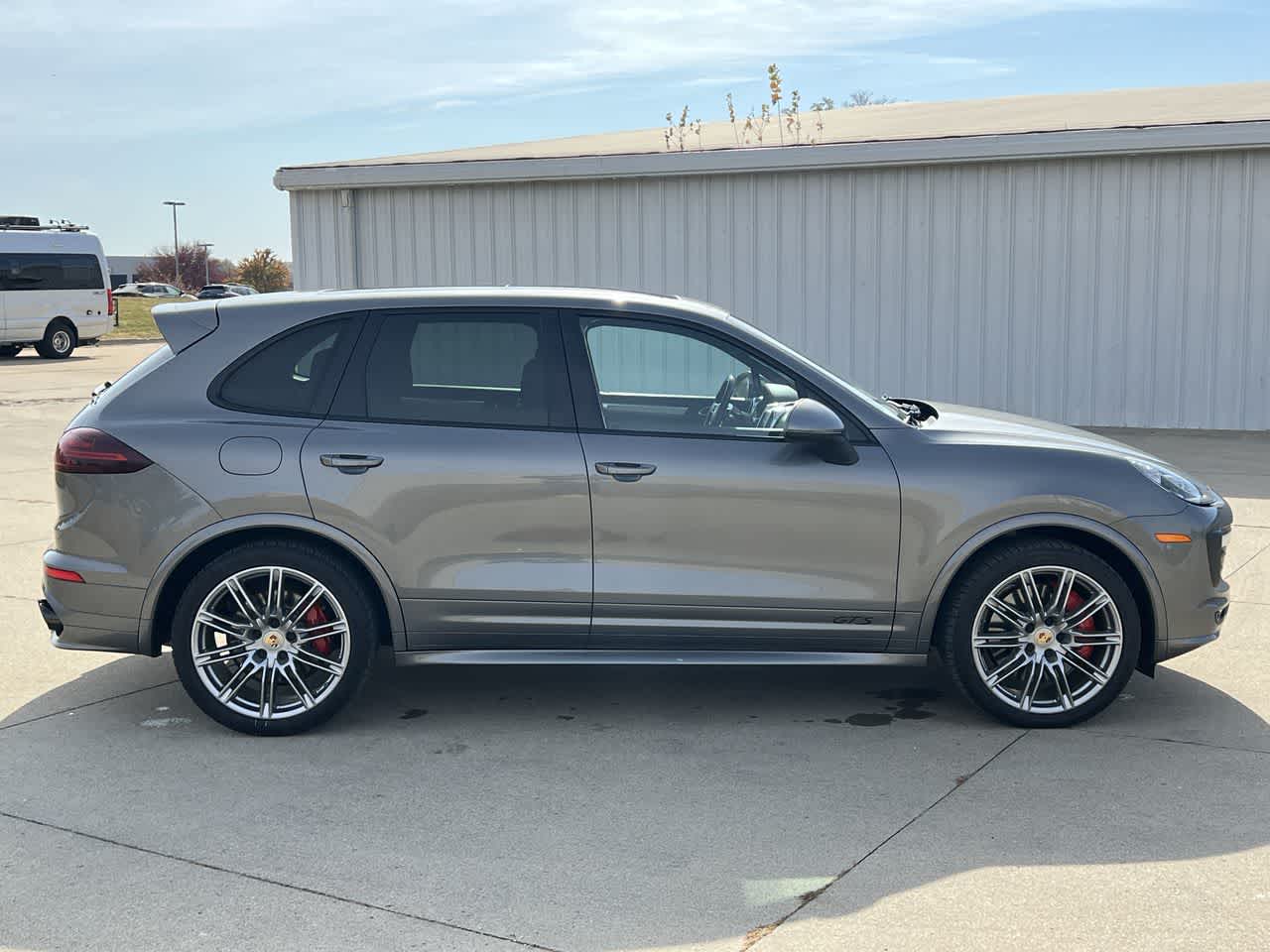 2016 Porsche Cayenne GTS 7