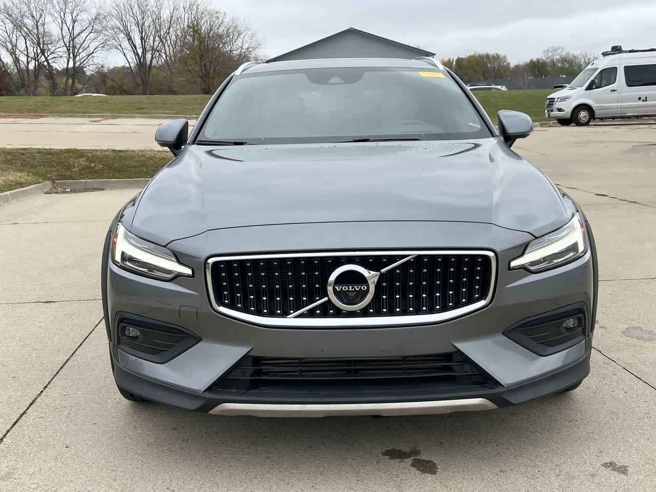 2020 Volvo V60 Cross Country  9