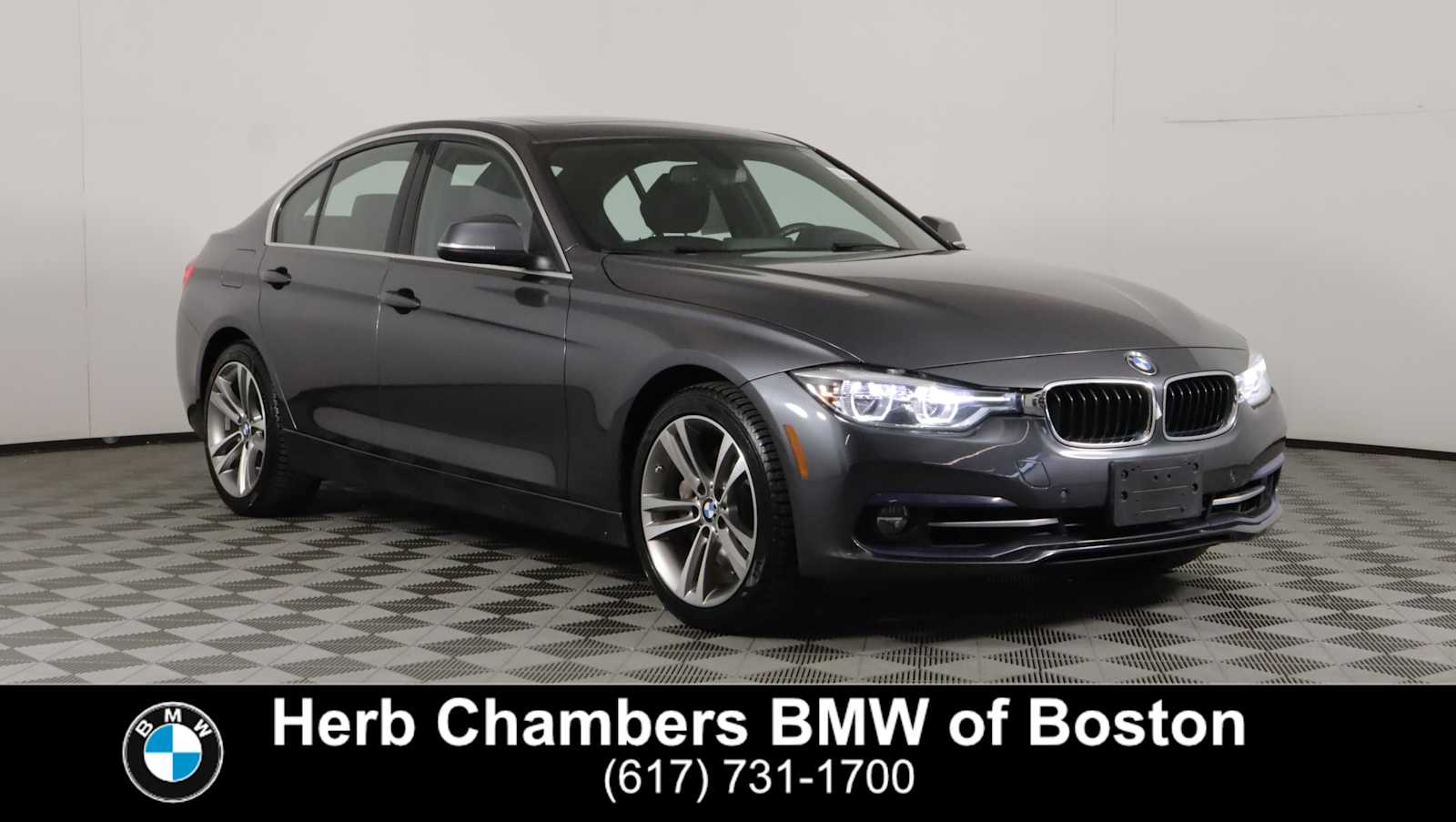 2016 BMW 3 Series 340i xDrive Sedan's photo