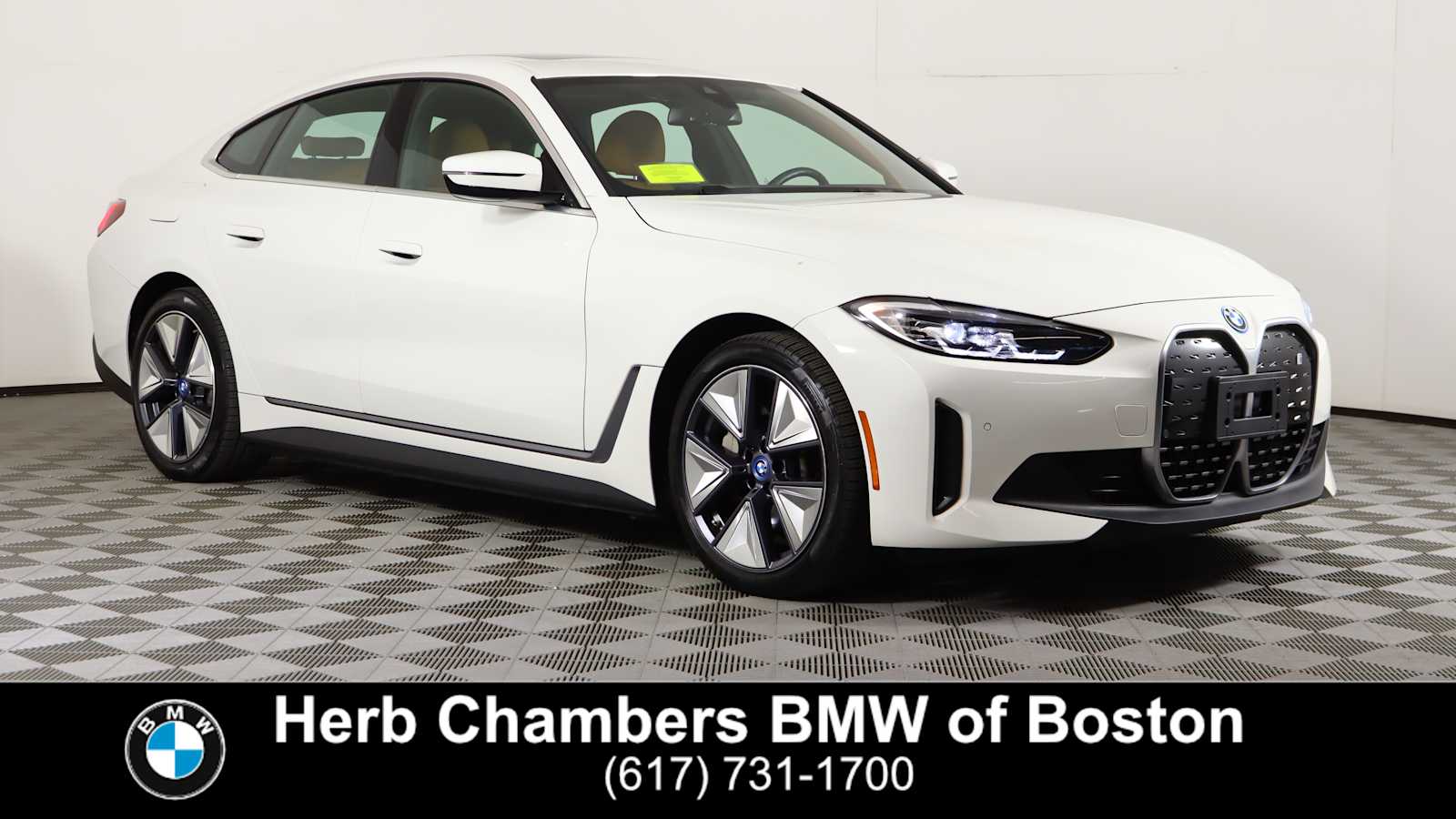 2023 BMW i4 40's photo