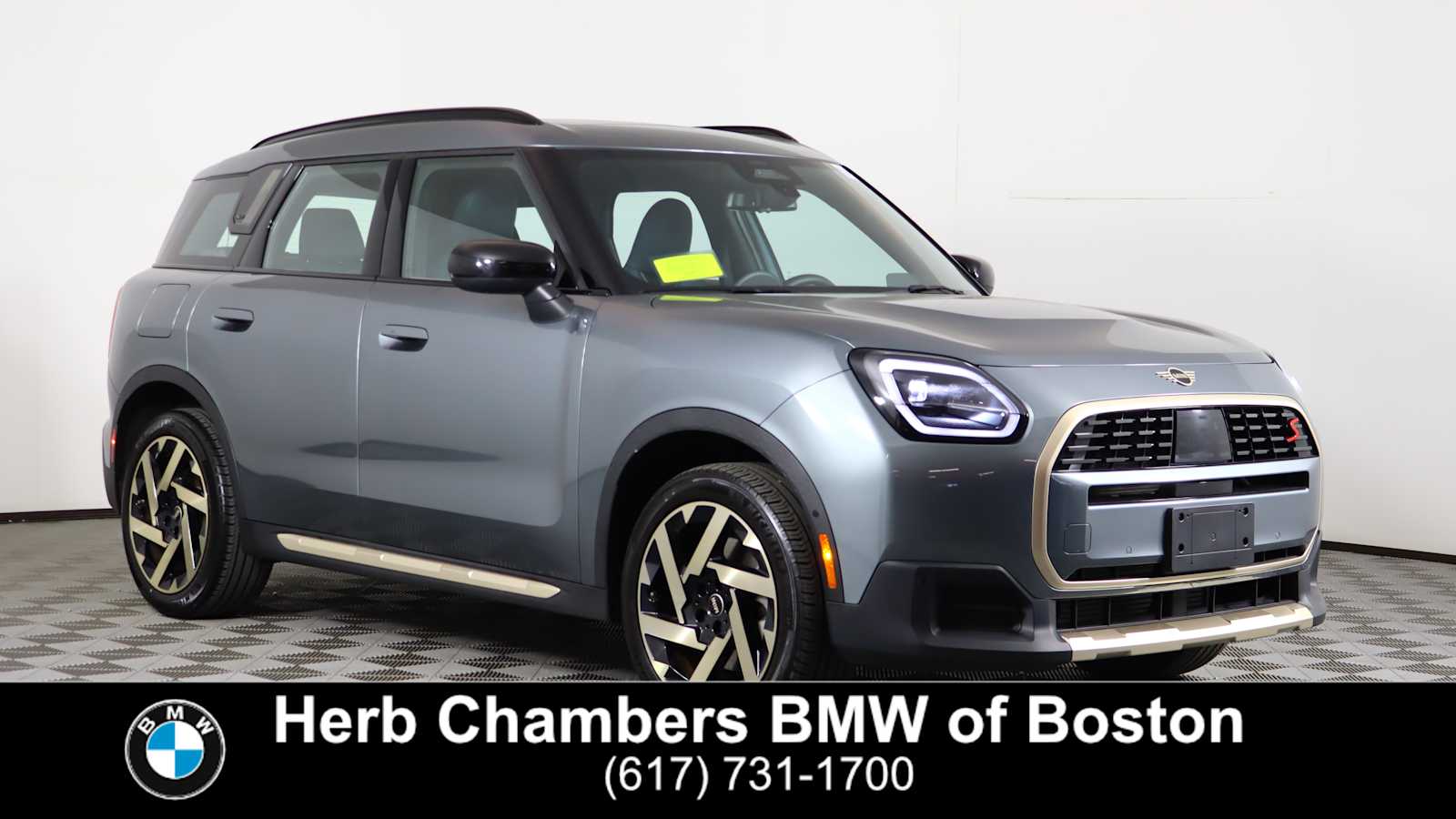 2025 MINI Countryman S's photo