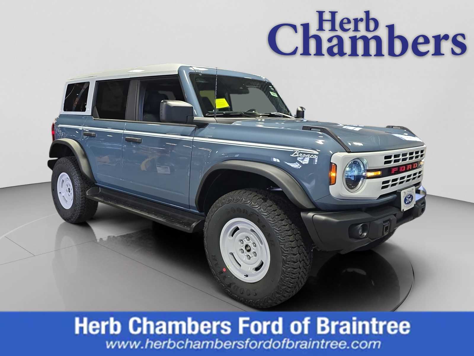 2025 Ford Bronco 4-Door Heritage Editon's photo