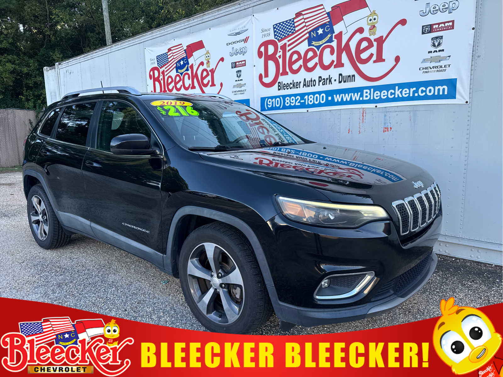 2019 Jeep Cherokee Negro (Diamond Black Crystal Pearlcoat) SUV/Crossover Tracción delantera 9 velocidades Automática