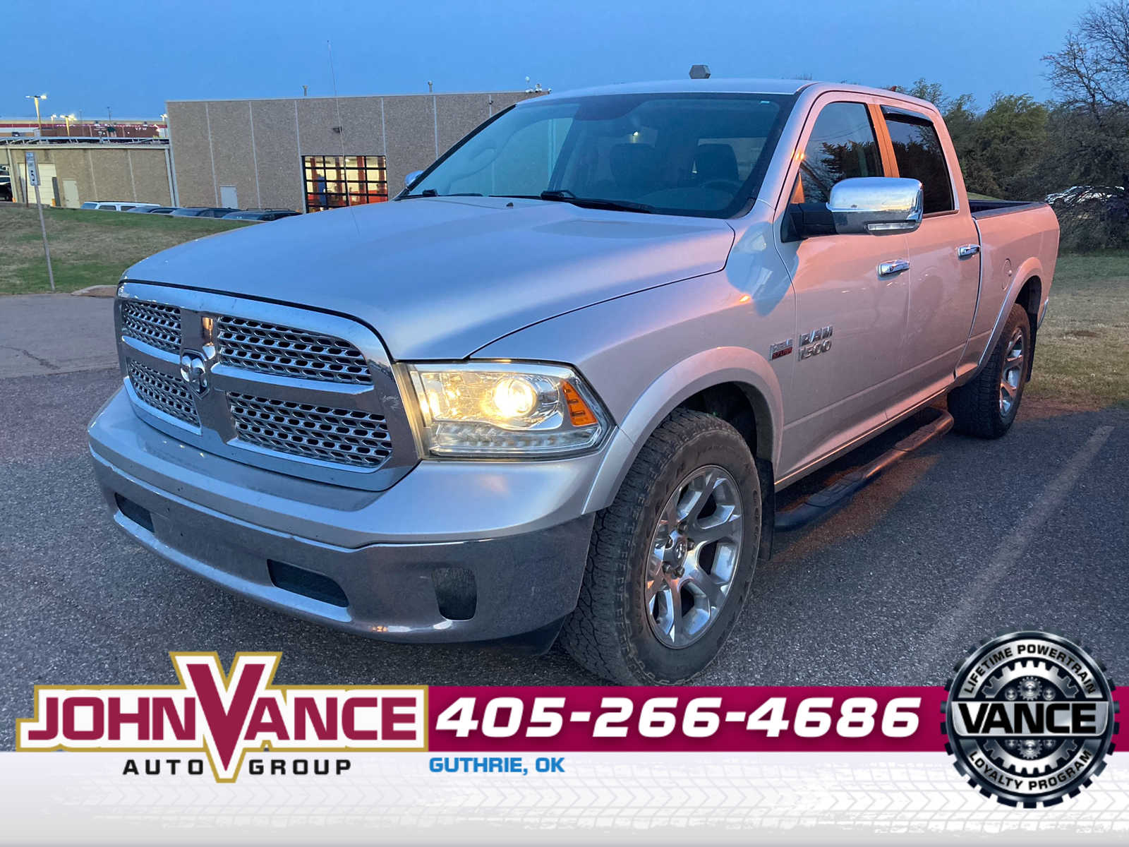 Bright Silver Metallic Clearcoat 2018 RAM 1500 Laramie Crew Cab 4WD Pickup Truck Four-Wheel Drive 8-Speed Automatic