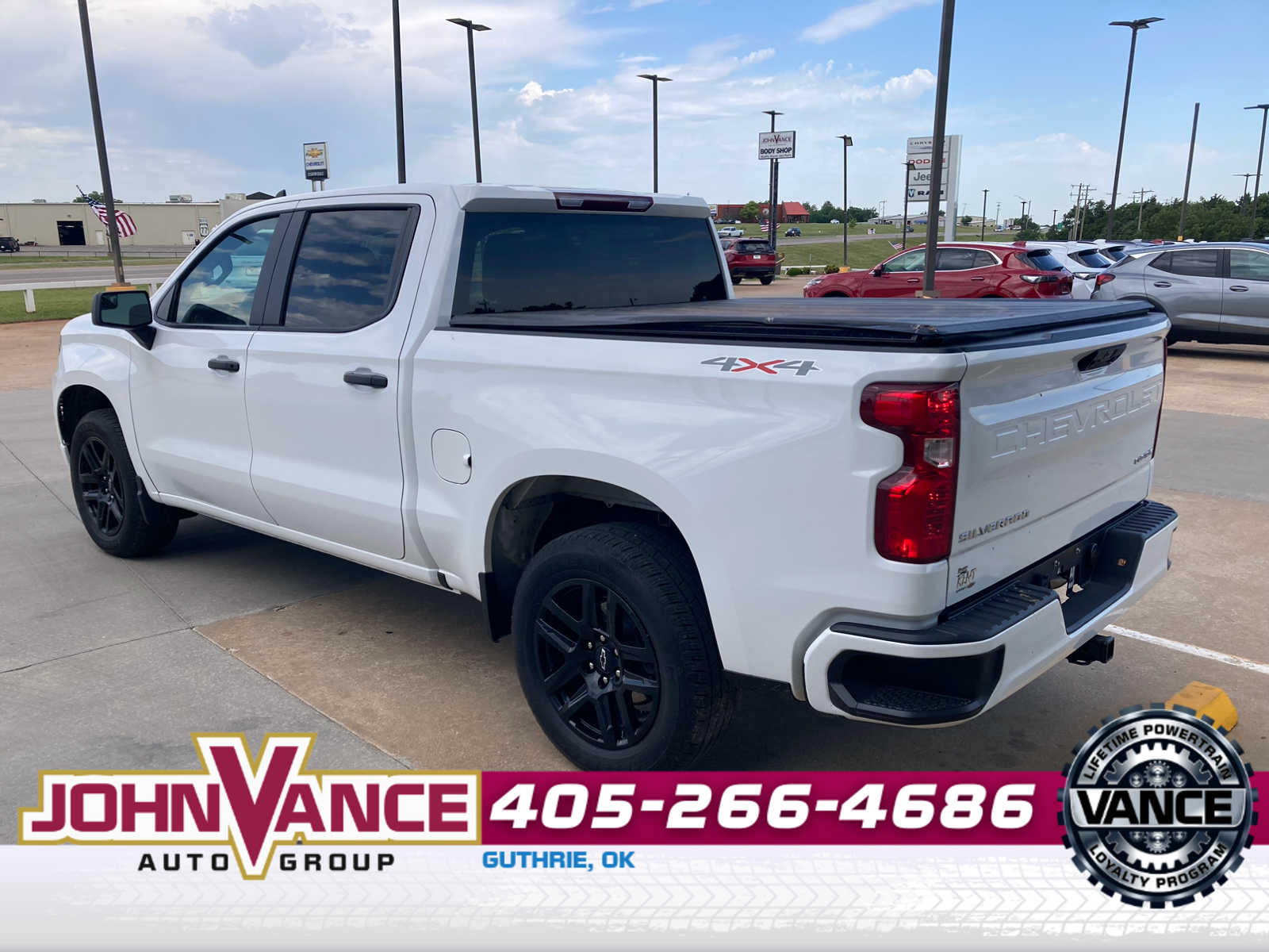 View vehicle photo 7