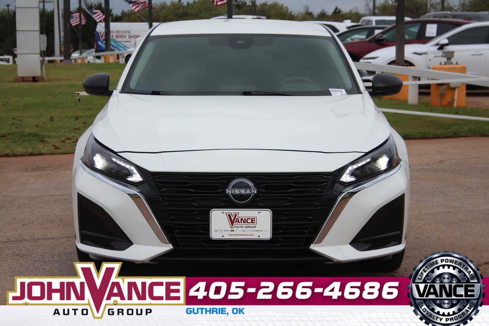 View vehicle photo 3