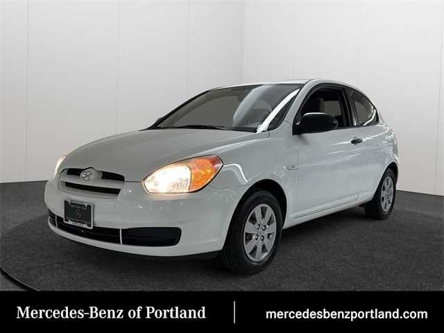 2008 Hyundai Accent GS 2-Door Hatchback FWD