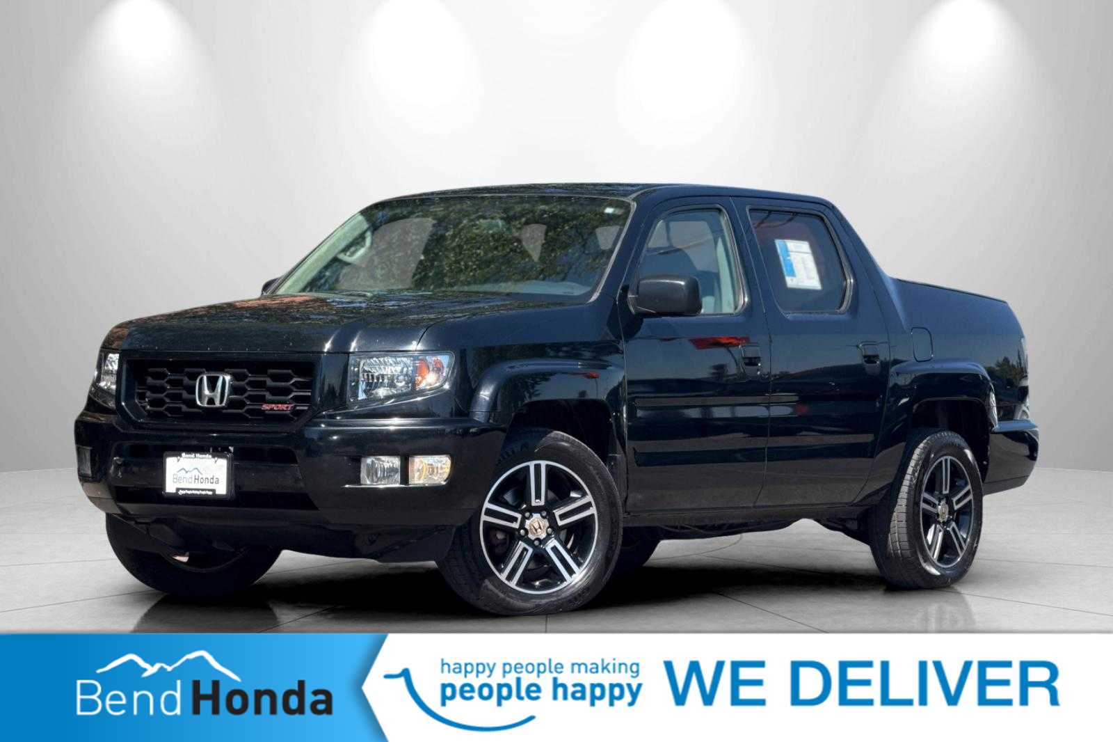 Black 2014 Honda Ridgeline Pickup Truck Four-Wheel Drive 5-Speed Automatic