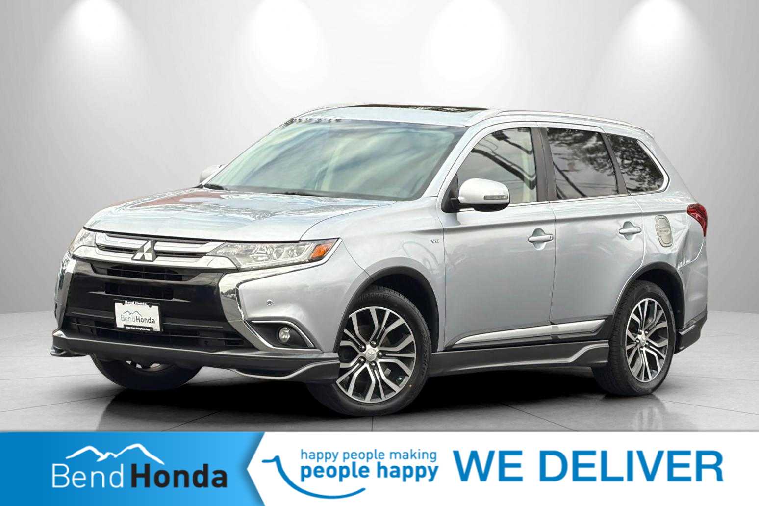 Cool Silver Metallic 2016 Mitsubishi Outlander SUV / Crossover All-Wheel Drive 6-Speed Automatic