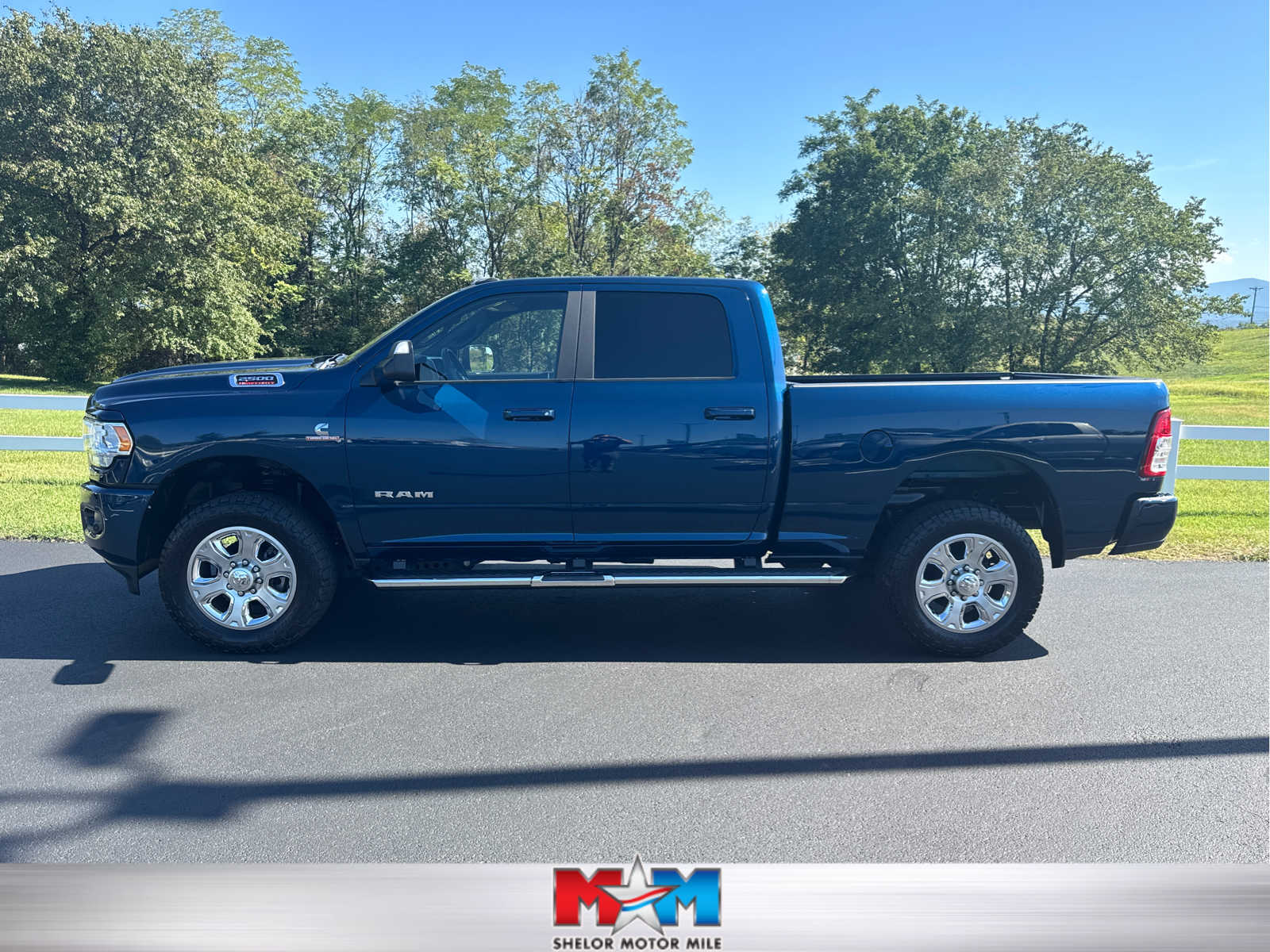  2022 RAM 2500 Big Horn Crew Cab 4WD   