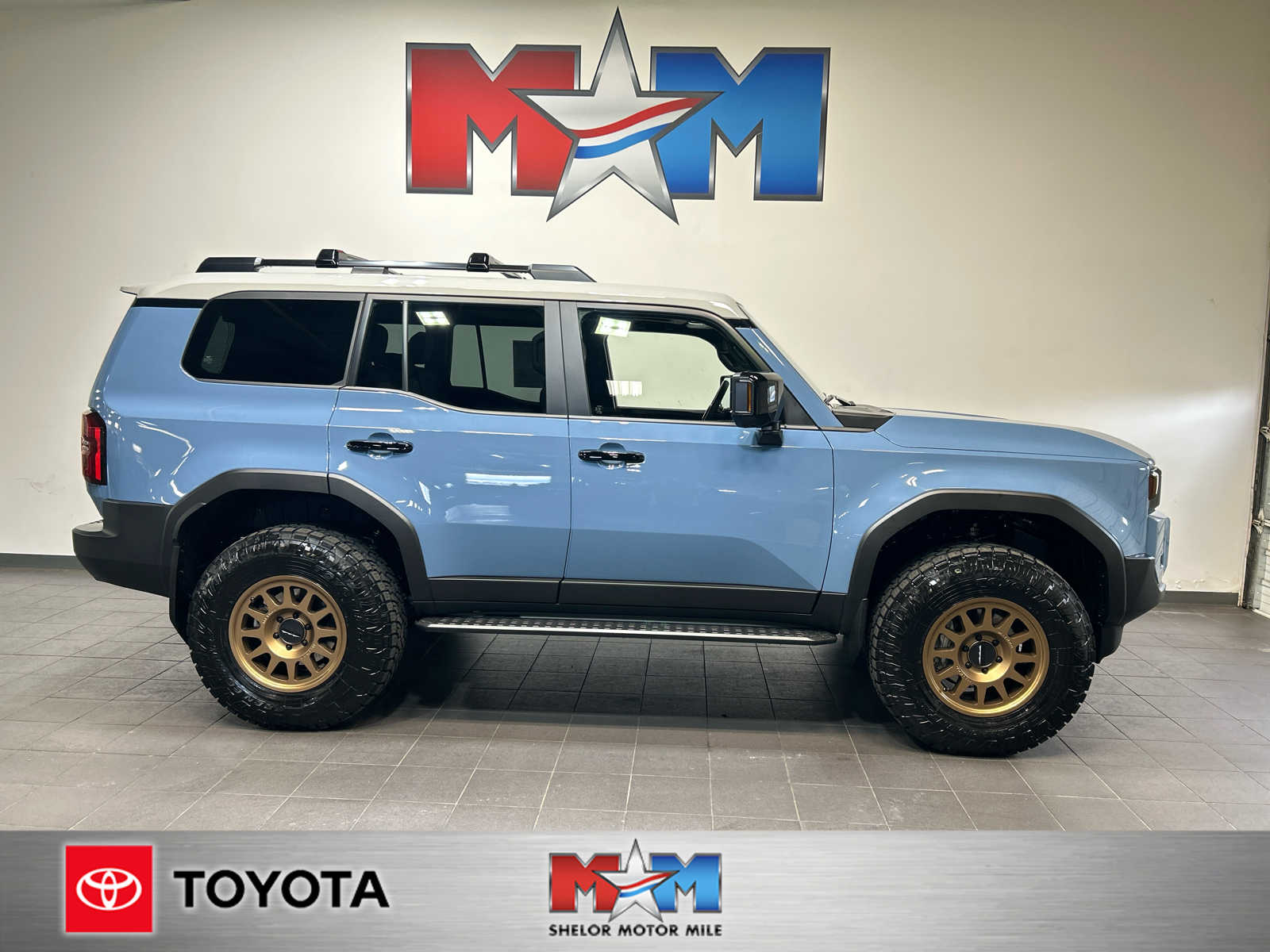 2025 Toyota Land Cruiser 4WD