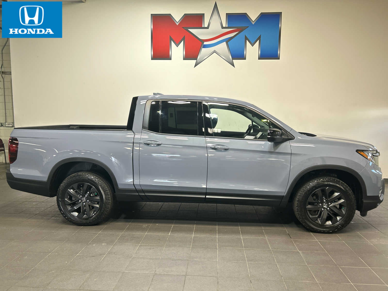 Sonic Gray Pearl 2026 Honda Ridgeline Pickup Truck All-Wheel Drive 9-Speed Automatic