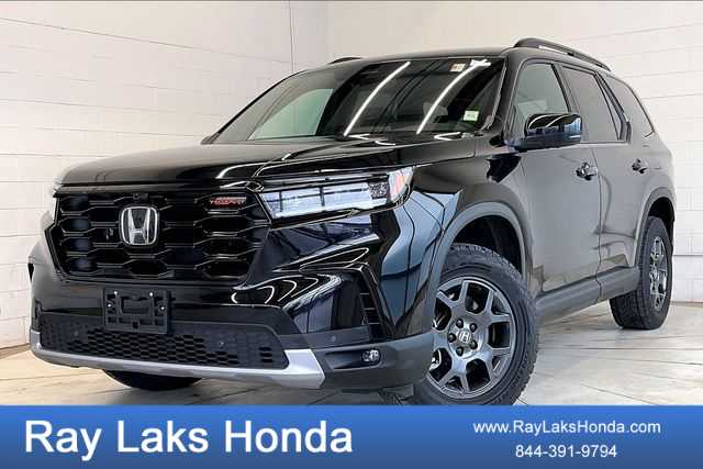 Crystal Black Pearl 2024 Honda Pilot TrailSport AWD SUV / Crossover All-Wheel Drive Automatic