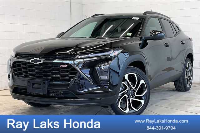 2025 Chevrolet Trax RS with 2RS FWD