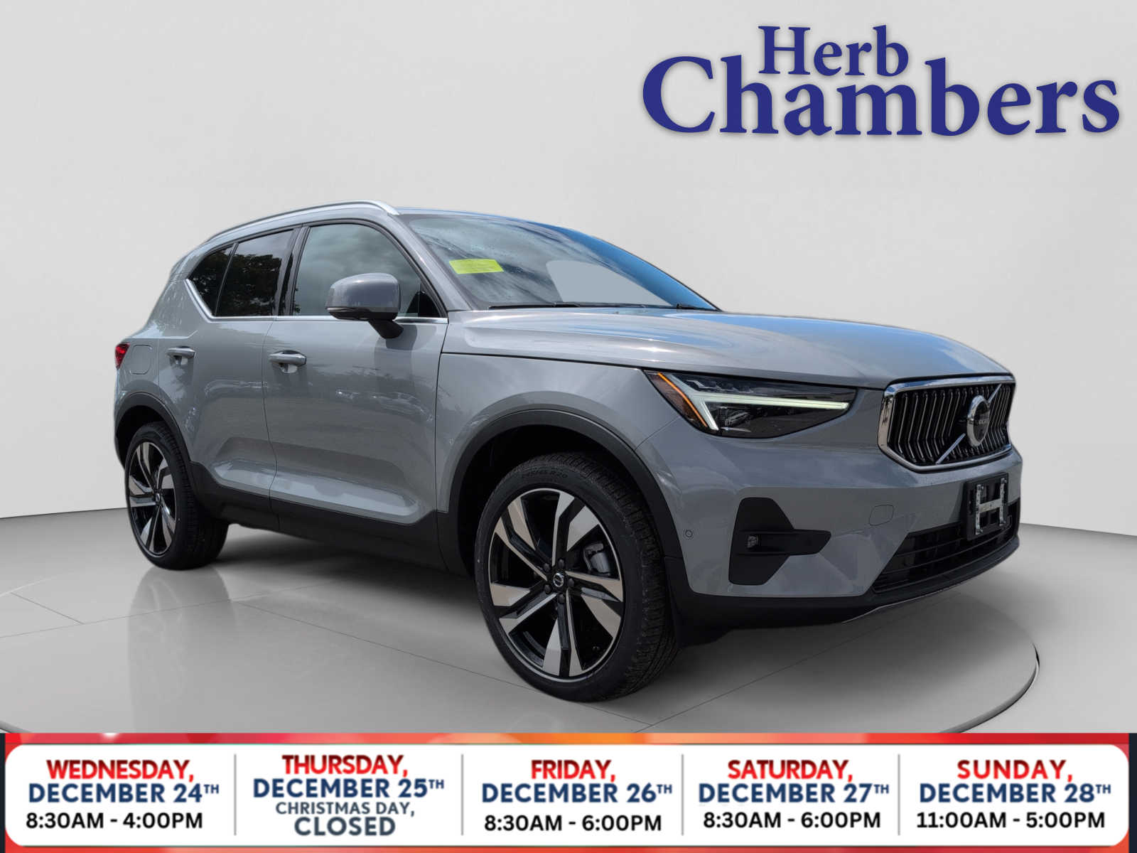 2025 Volvo XC40 Ultra's photo