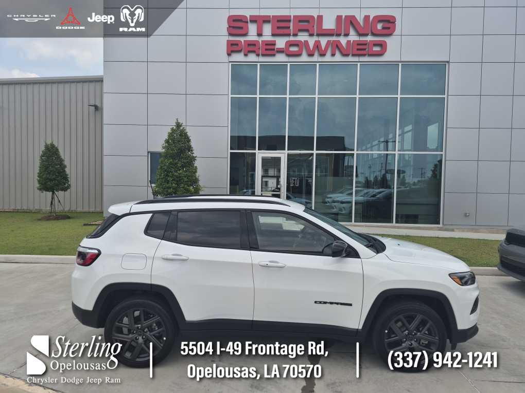Bright White Clearcoat 2026 Jeep Compass SUV / Crossover Four-Wheel Drive 8-Speed Automatic