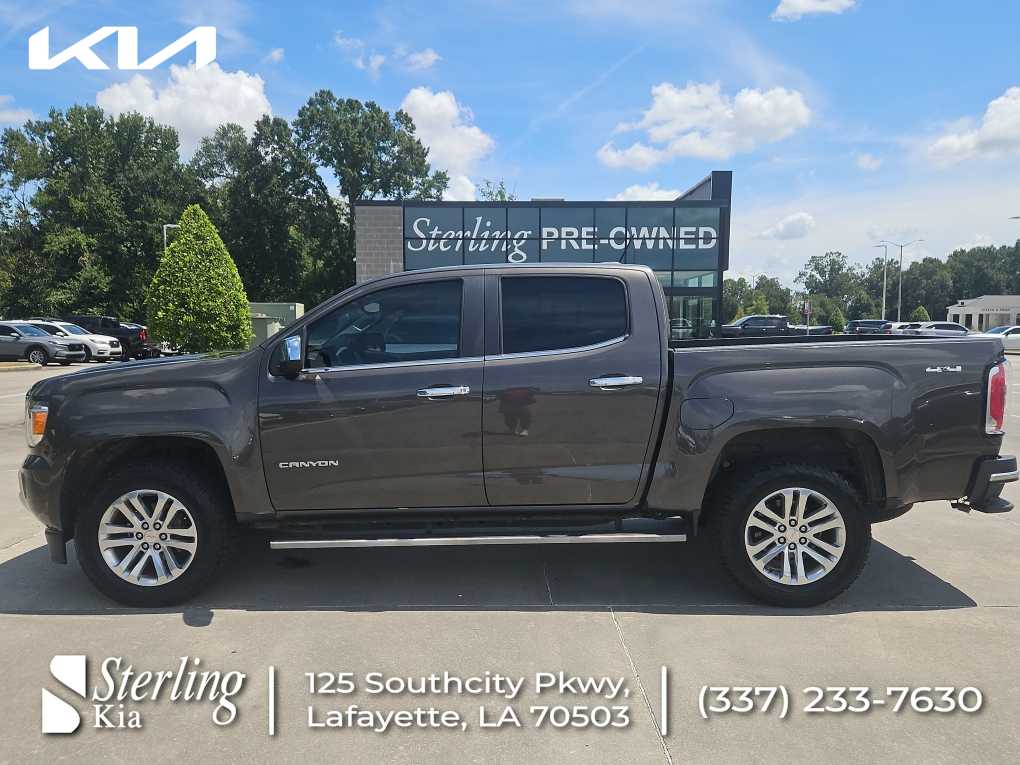 Smokey Quartz Metallic 2019 GMC Canyon Pickup Truck Four-Wheel Drive 8-Speed Automatic