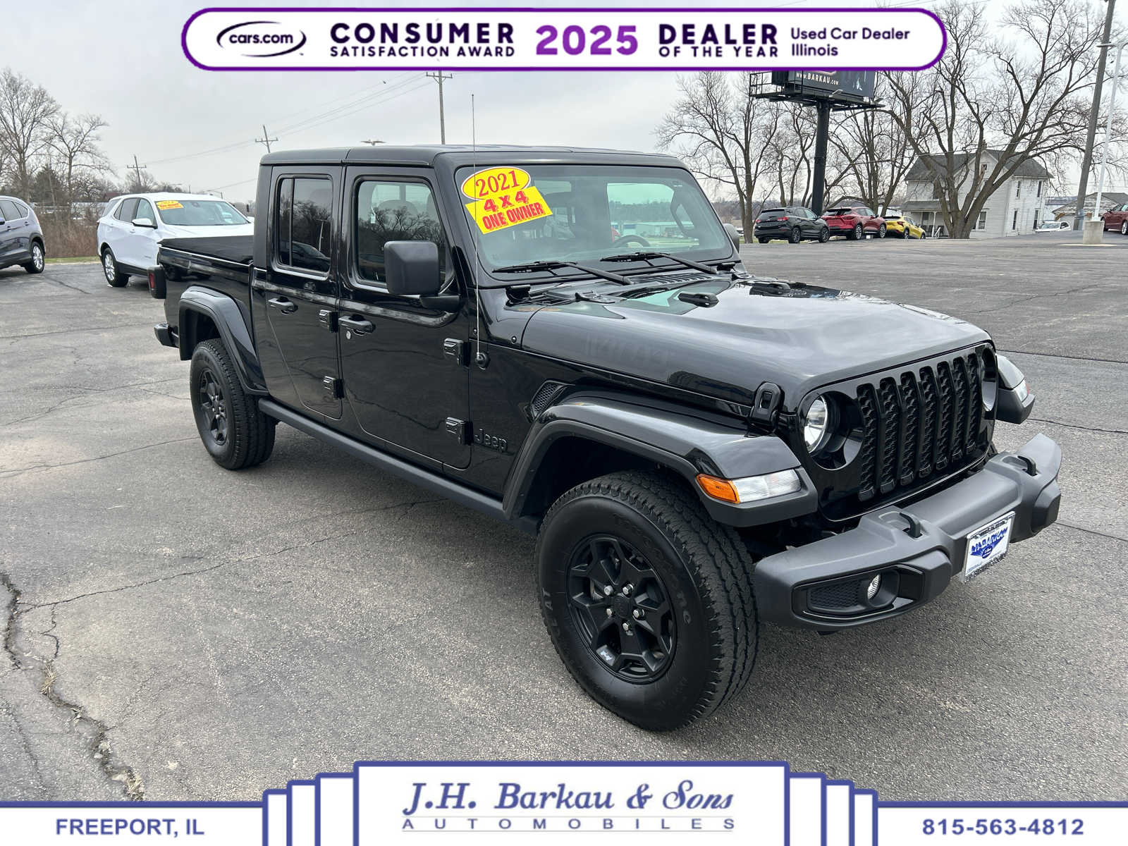  2021 Jeep Gladiator Willys Crew Cab 4WD   