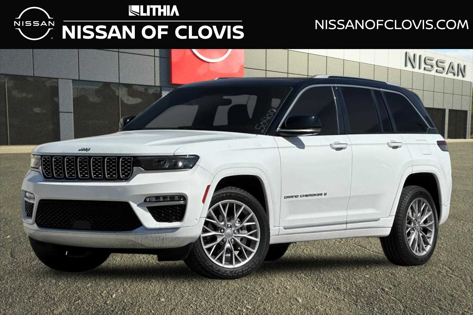 2022 Jeep Grand Cherokee Summit