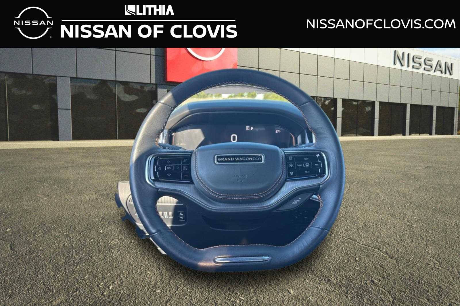 2023 Jeep Grand Wagoneer Series III's photo