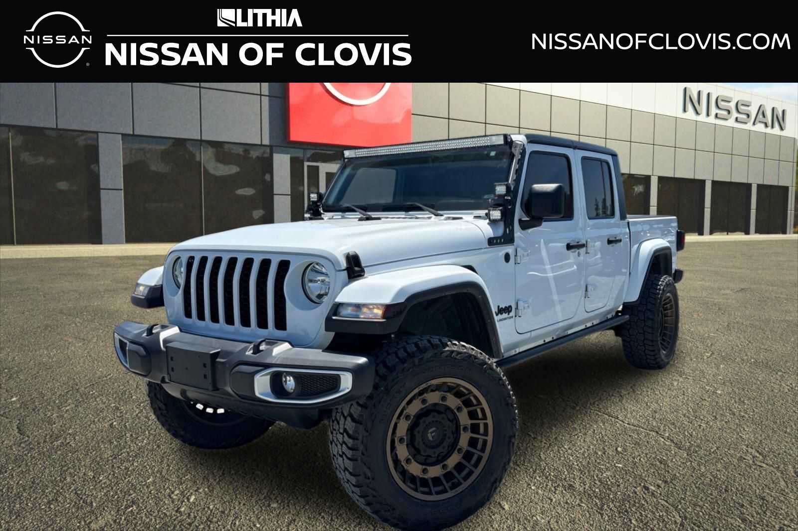 2022 Jeep Gladiator Sport S's photo