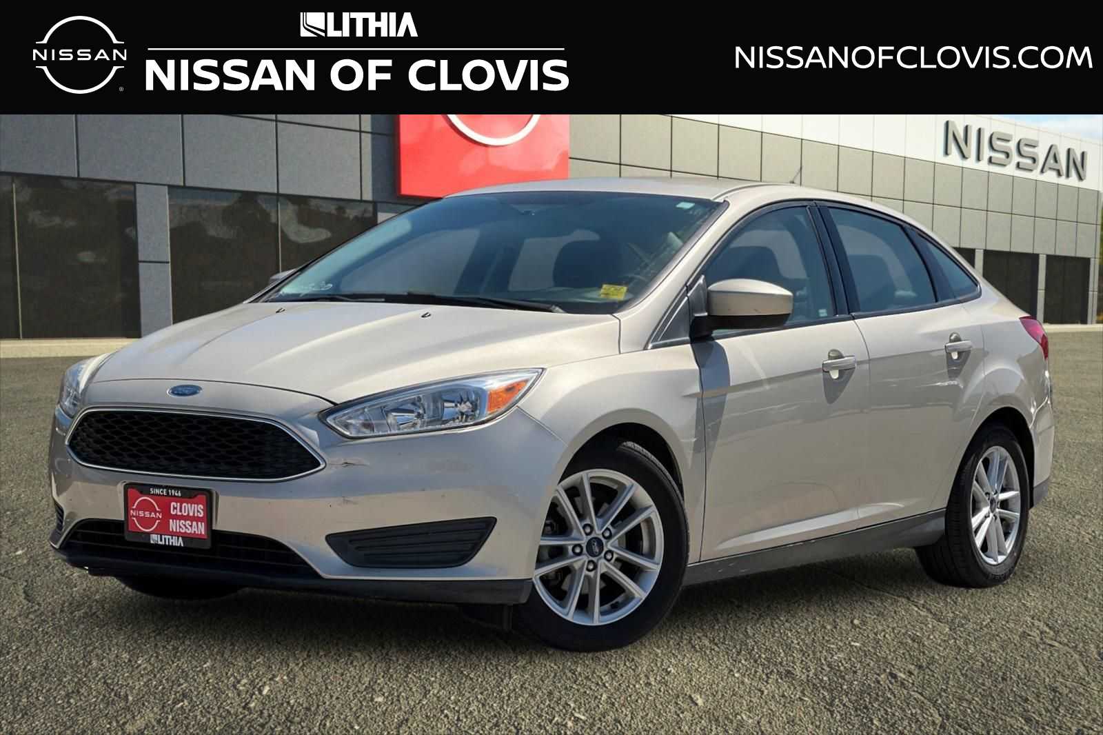 2018 Ford Focus Sedan SE's photo