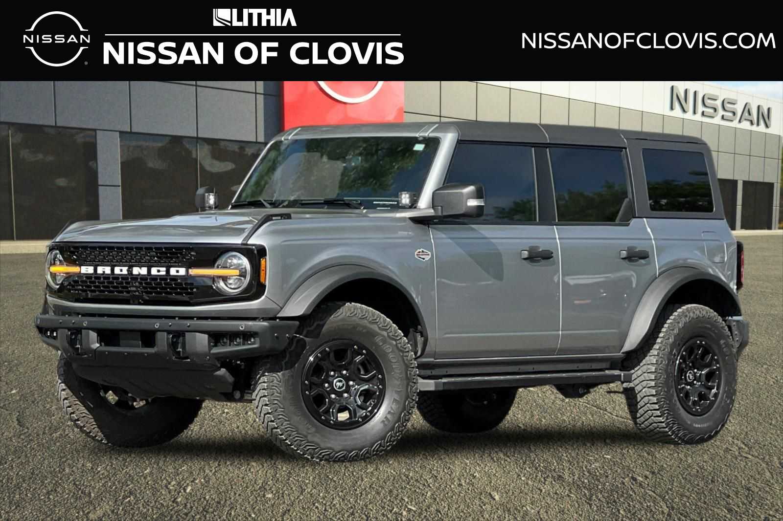 Iconic Silver Metallic 2024 Ford Bronco Wildtrak 4-Door 4WD SUV / Crossover Four-Wheel Drive Automatic