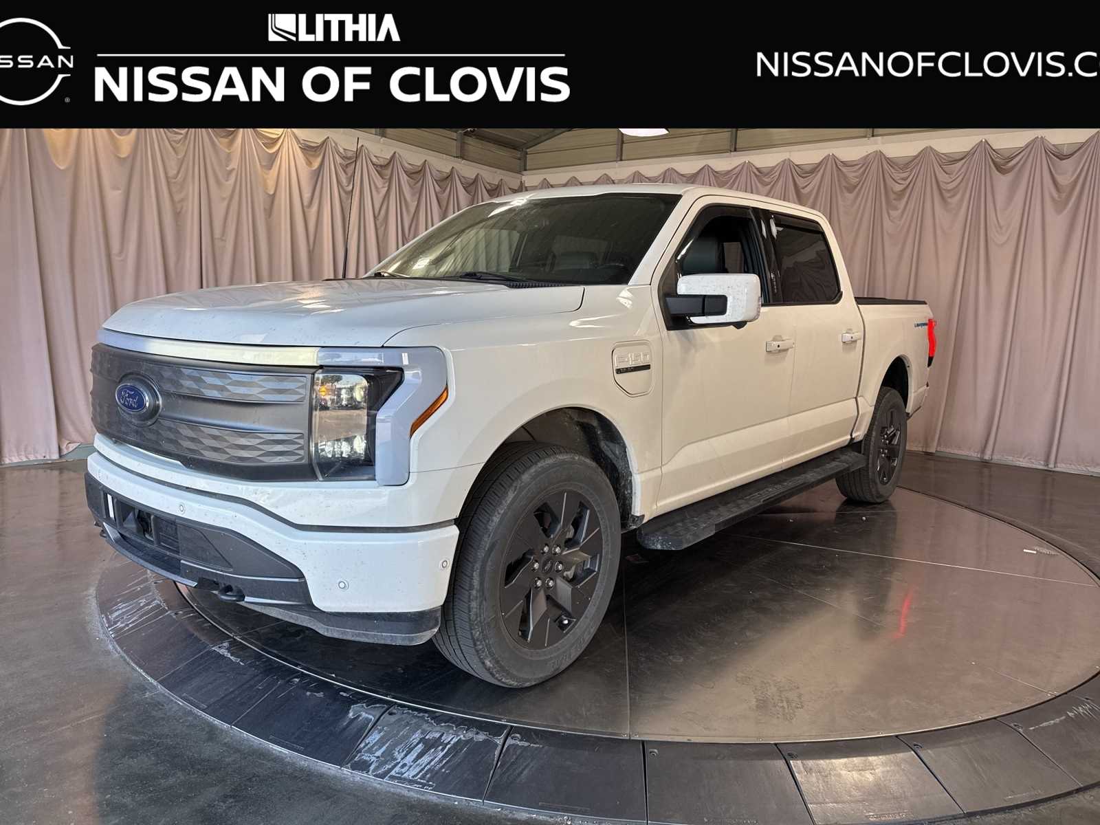 2022 Ford F-150 Lightning LARIAT