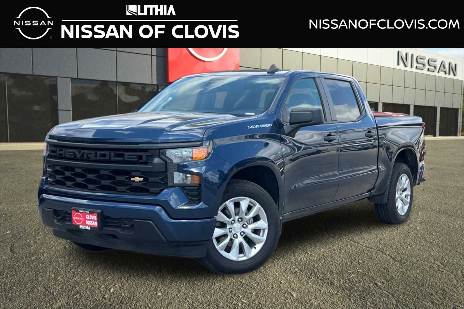 2022 Chevrolet Silverado 1500 Custom Crew Cab Short Box's photo