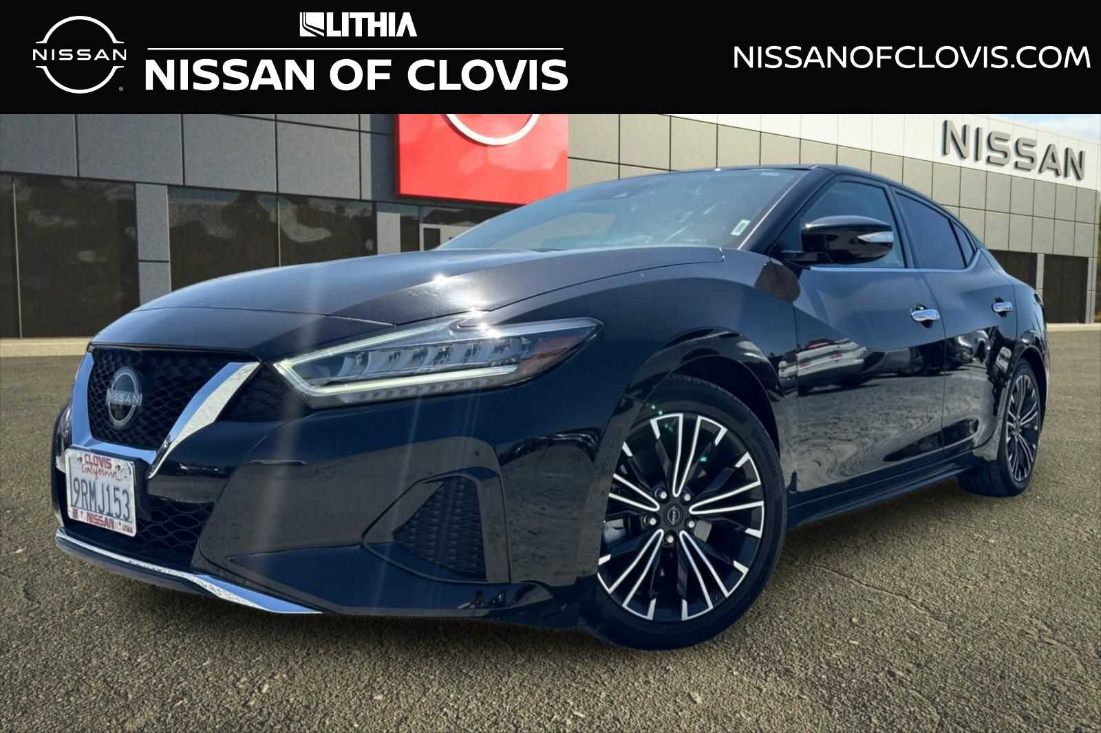 2023 Nissan Maxima SV