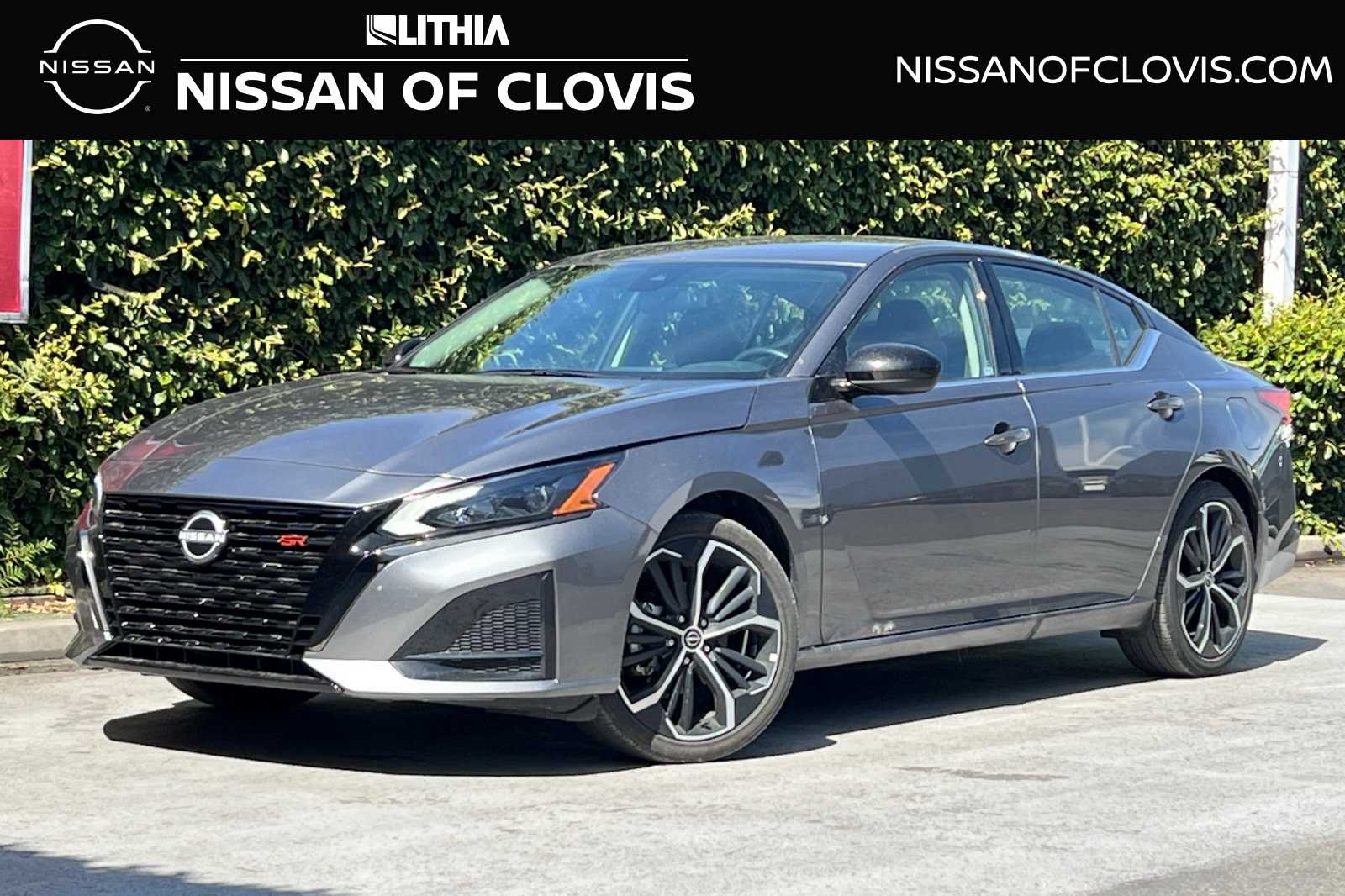 2025 Nissan Altima SR