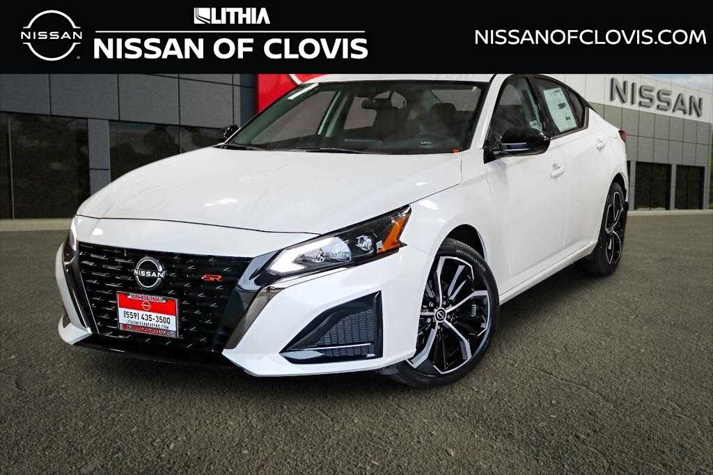 2025 Nissan Altima SR