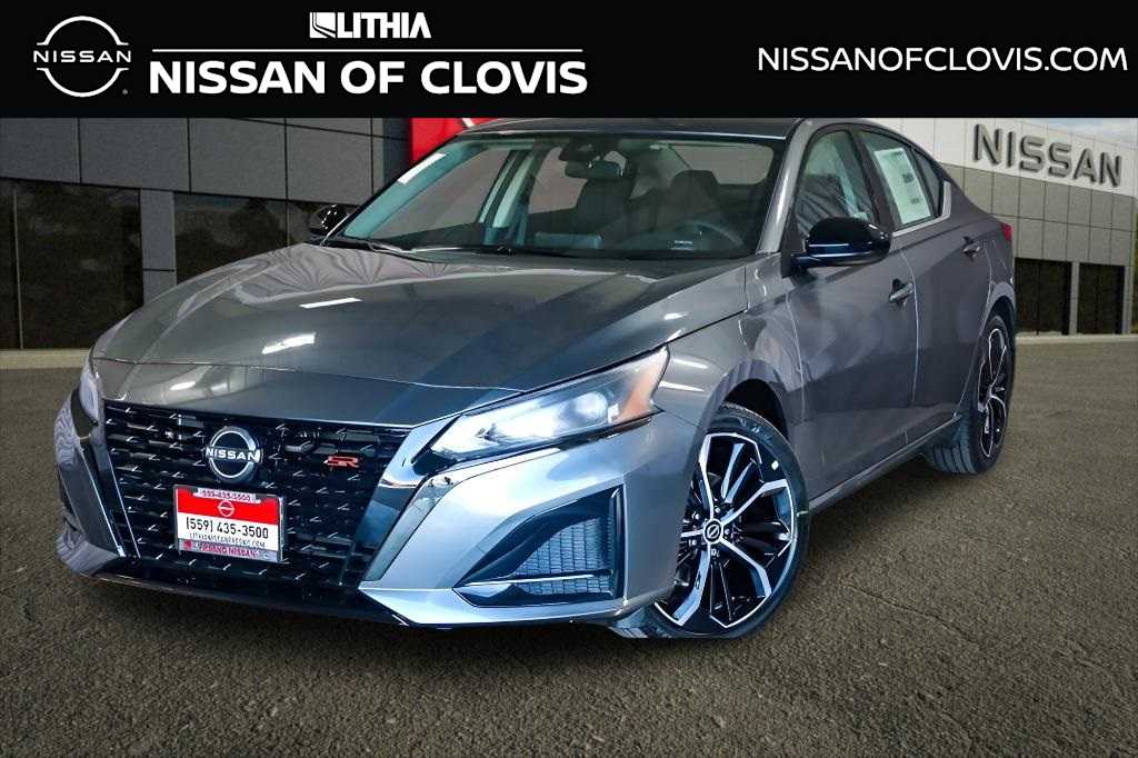 2025 Nissan Altima SR