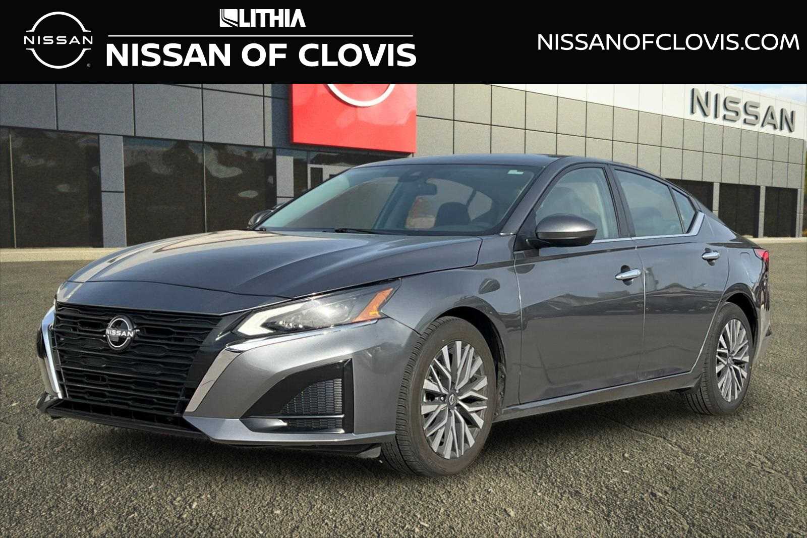 2023 Nissan Altima SV's photo