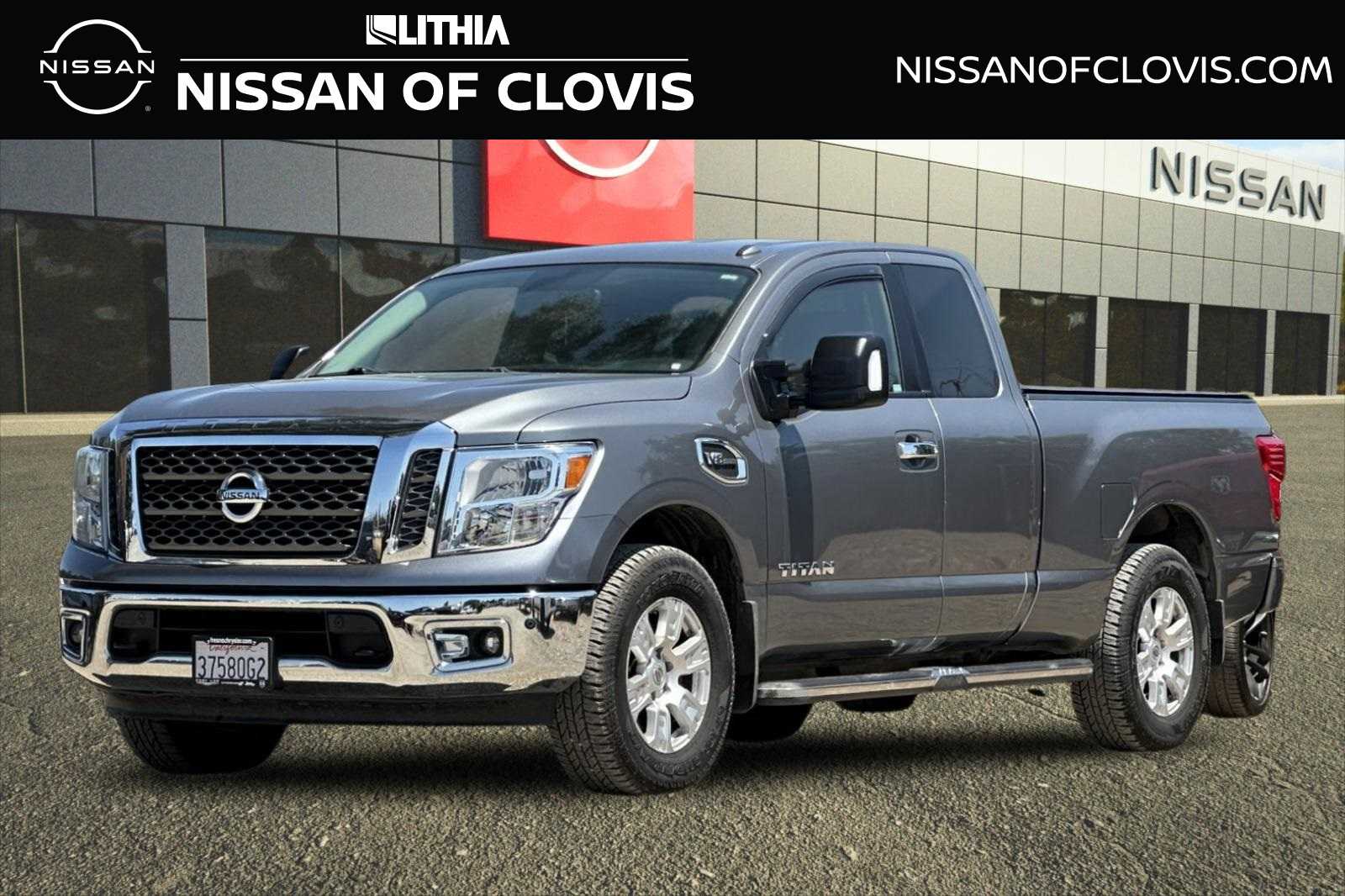 2017 Nissan Titan SV