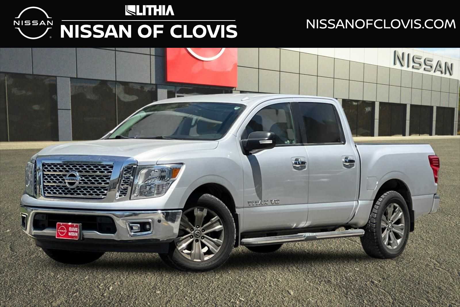2018 Nissan Titan SV 4X2 Crew Cab's photo