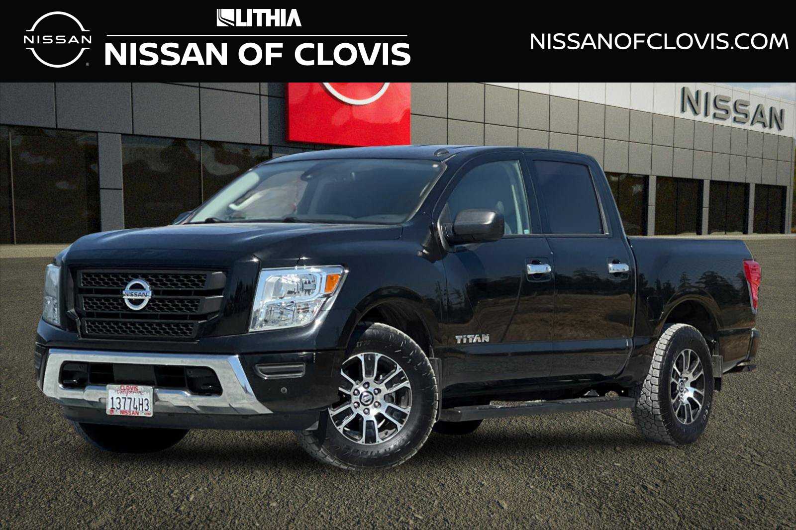 2021 Nissan Titan SV